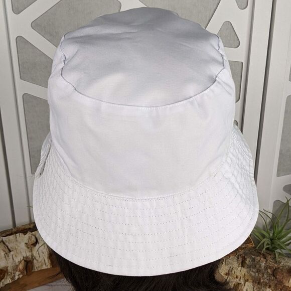 Alice + Olivia\'s Ao X Fabfitfun Reversible Bucket Hat In Daisy Print main image 7